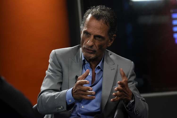 “Existe la fantasía de crear un sistema único de salud para tener el poder completo”