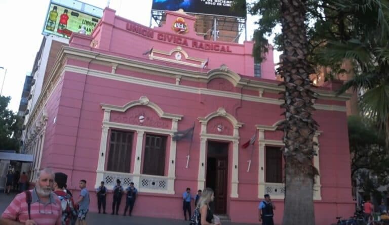 Por qué la interna radical es mucho más que una disputa entre correligionarios