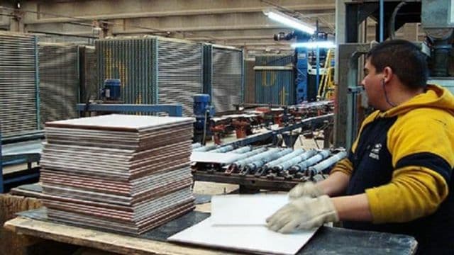 Cerámica Cañuelas suspende a todo su personal “al menos” hasta marzo