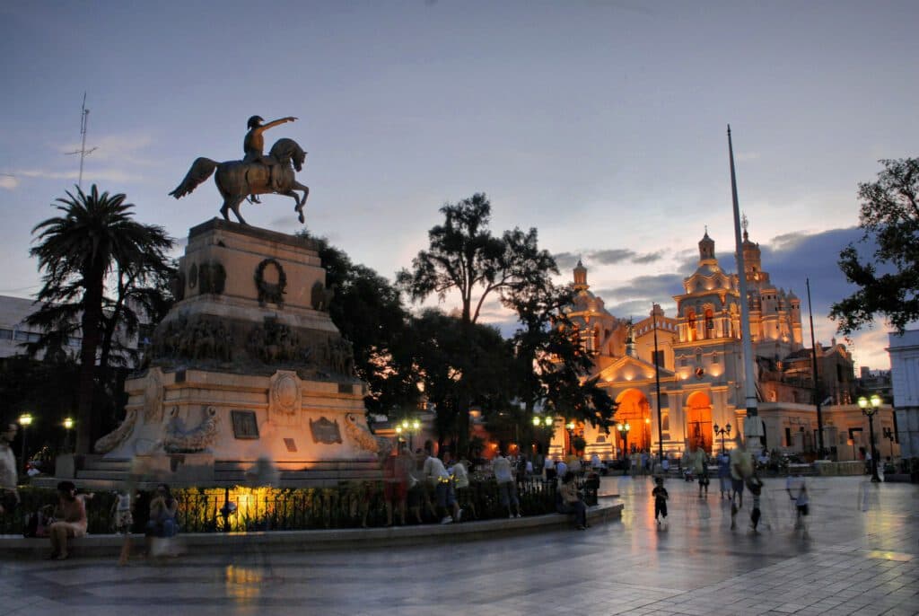 «Turismo de revancha»: viajeros gastaron $43.604,6 M (Córdoba una de las más elegidas)