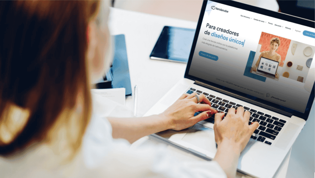 Mobbex será la pasarela de pago de Tiendanube para el segmento empresarial