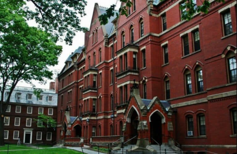 10 cursos gratuitos de la Universidad de Harvard para la cuarentena