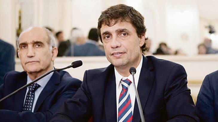 Lacunza aseguró que van a garantizar la estabilidad del tipo cambiario