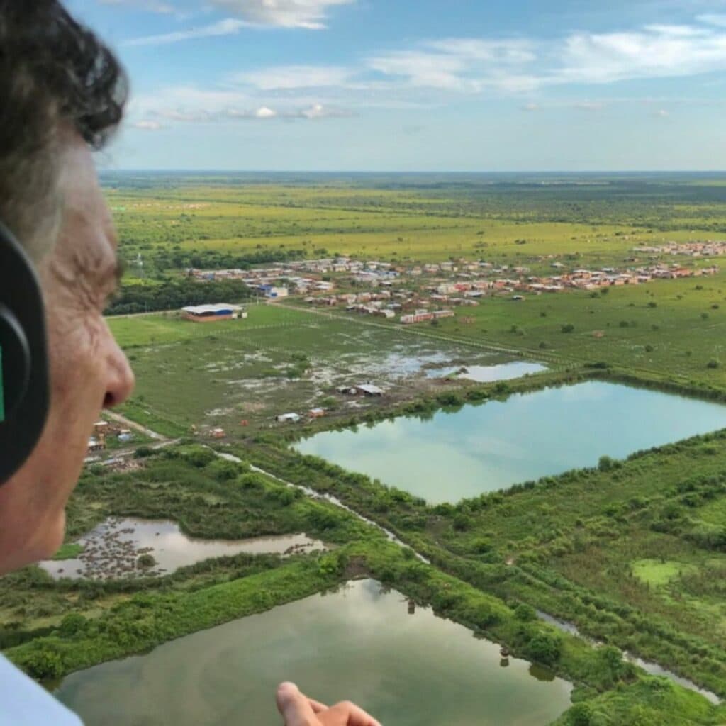 Mauricio Macri sobrevoló las zonas inundadas en Chaco