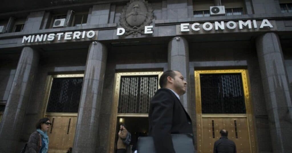 El fondo Aurelius Capital volvió a demandar a la Argentina, por casi 84 millones de dólares