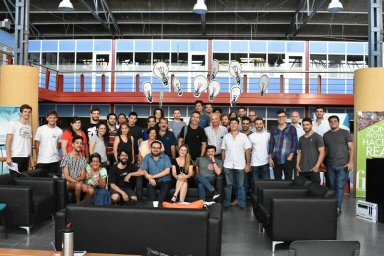Cuáles son y que hacen las 14 startups que incubará Fide