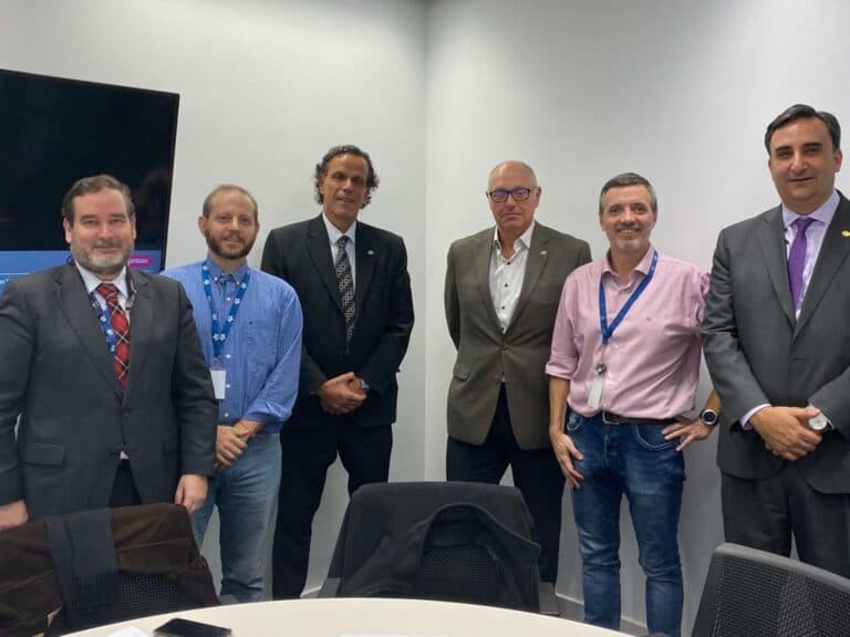 FAEVYT e IATA se reunieron por el Impuesto País