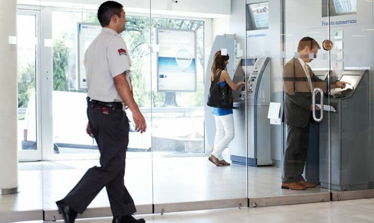 Los bancos habilitan hoy el pedido de créditos a tasa cero