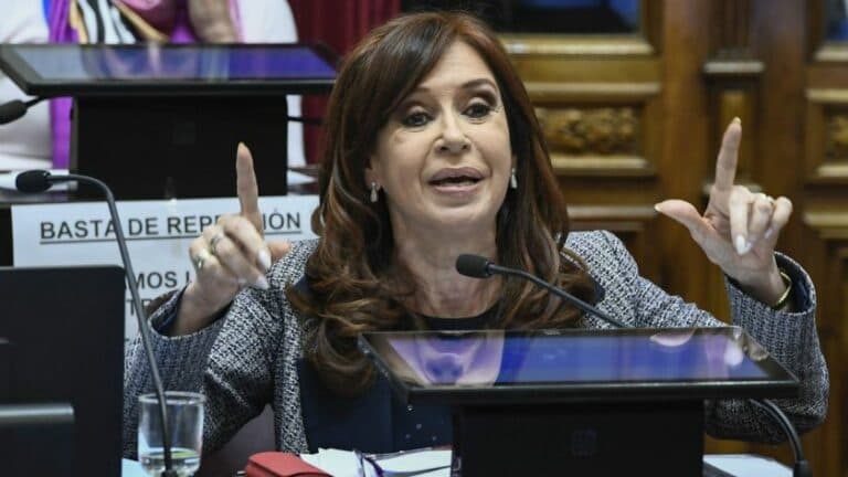 Con dos años por delante comienza juicio oral contra Cristina por direccionar obras