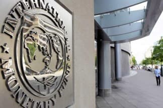 El FMI bajó las perspectivas: la economía argentina crecerá 4,5% en 2021