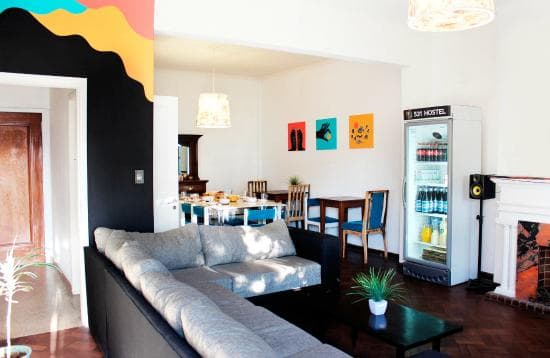 Mediante una ordenanza proponen regular la actividad de los hostels