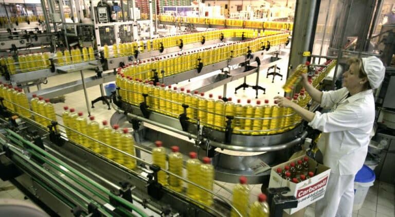 ¿Qué cayó más en marzo: industria o construcción?
