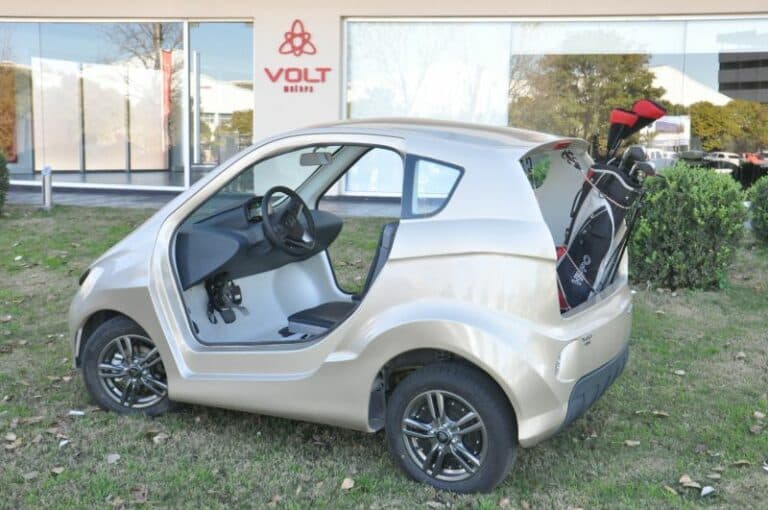 ¿Cuánto cuesta el vehículo eléctrico que lanzaron para predios cerrados?
