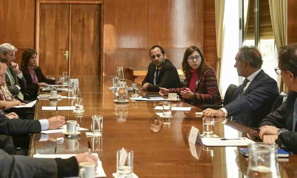 Agro, industria y city descreen de medidas económicas y esperan gesto político