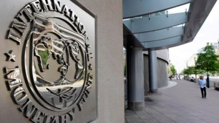 Se complica alcanzar las metas del FMI: preocupa el déficit fiscal y las reservas