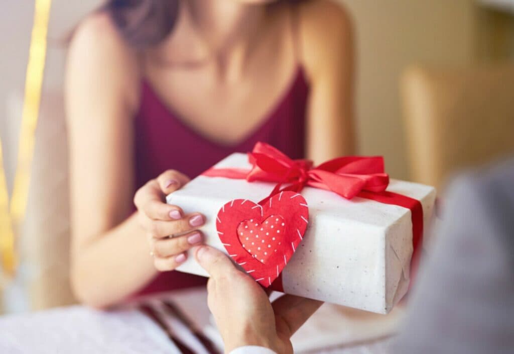Los precios de San Valentín: cuánto se gasta en regalos para el 14 de febrero