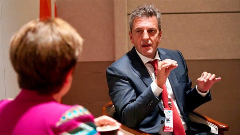 El FMI autorizó nuevo desembolso y modificó la meta de reservas 2023