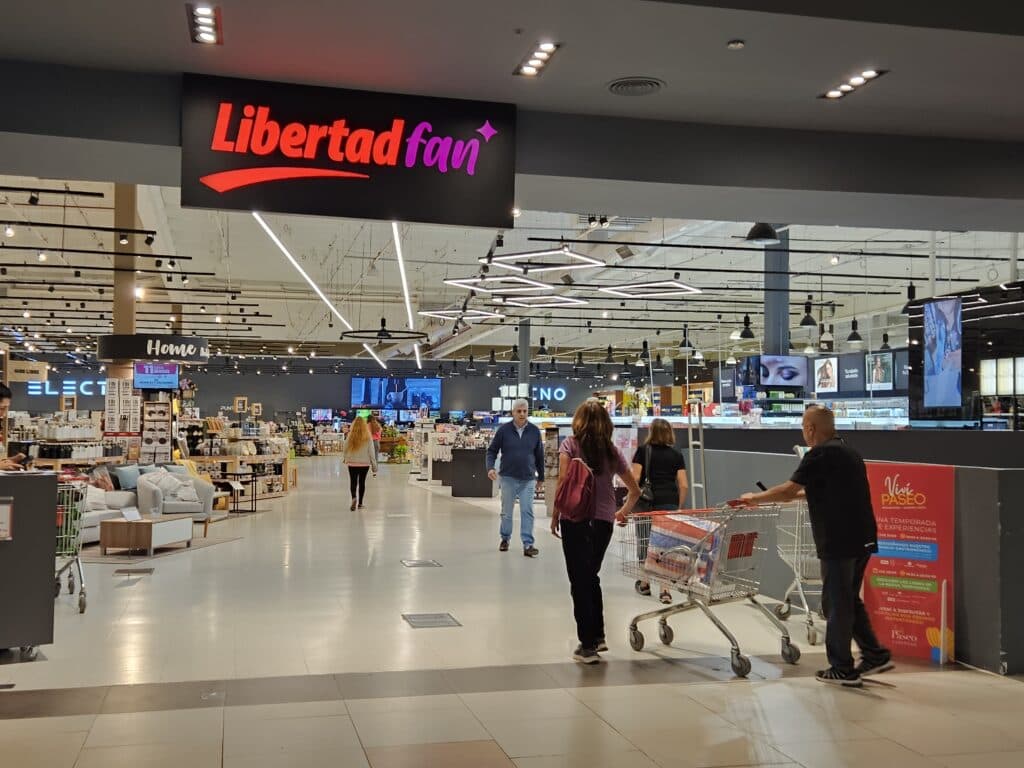 Grupo Libertad presentó «Libertad FAN», nuevo concepto para sus híper