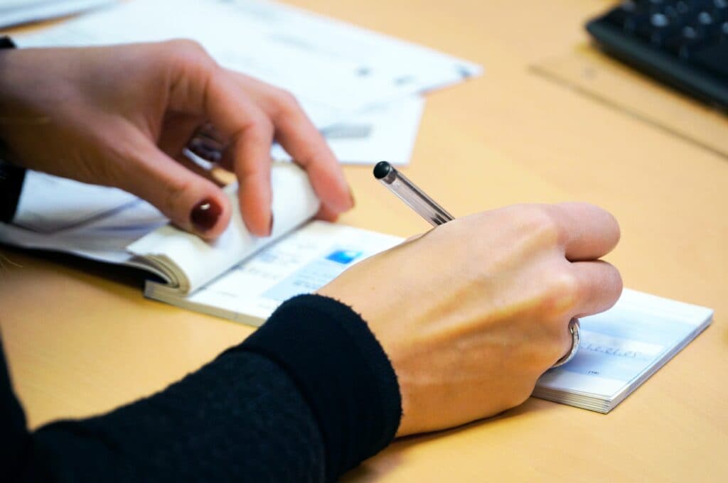 Qué industrias darán los mayores incrementos salariales este 2023