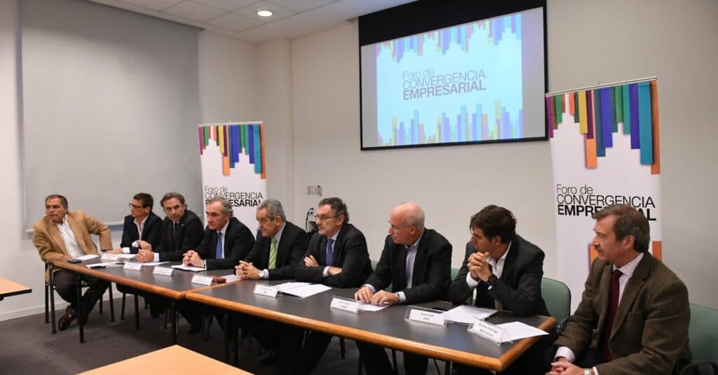 Tras no recibir respuesta de Milei y Massa, empresarios difundieron sus pedidos para impulsar al país