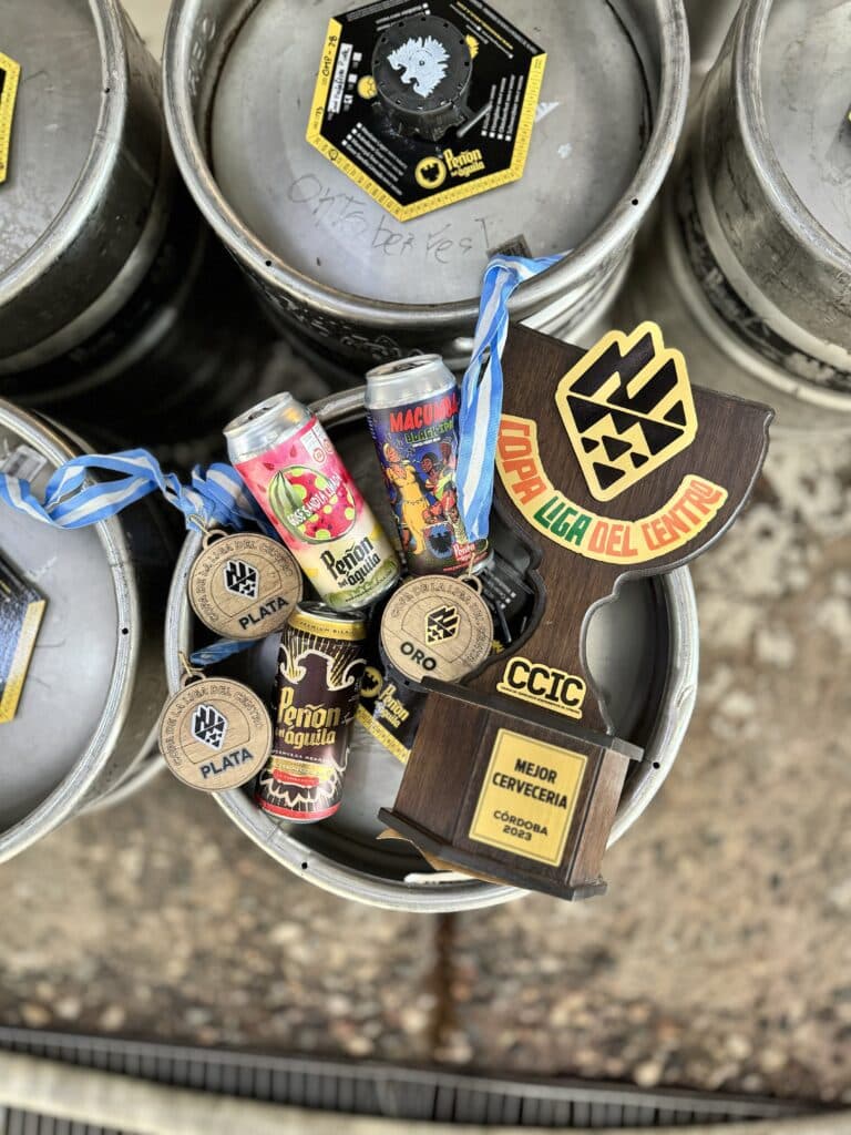 Peñón del Águila pisa fuerte nuevamente en una copa cervecera