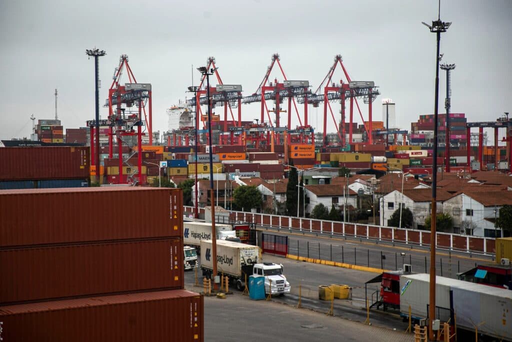 Importaciones acumularon US$64.000 M, el segundo mejor registro en cinco años