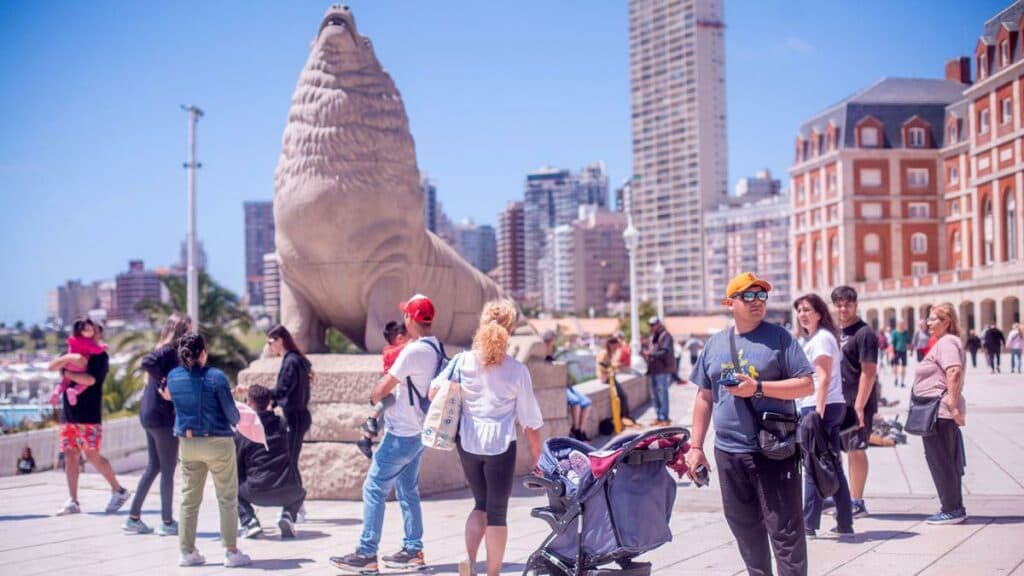 «Finde» largo: el turismo generó $74.880 millones en gastos