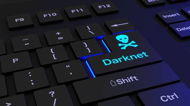 Ofrecen dinero a empleados para acceder a las empresas: así funciona la darknet laboral
