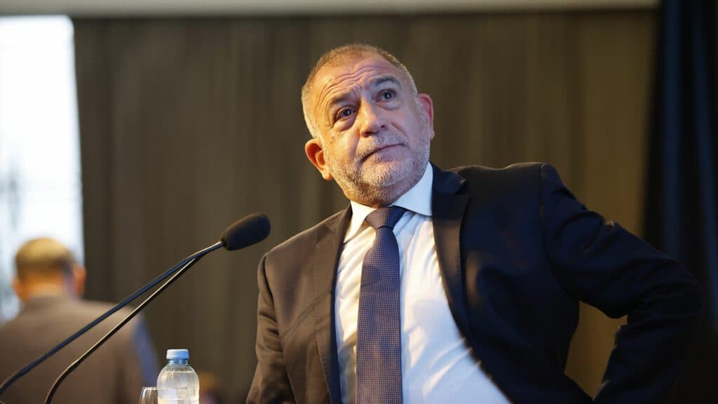 Juez: “Si Milei quiere la ley, alguien le tiene que sacar el teléfono por 15 días”