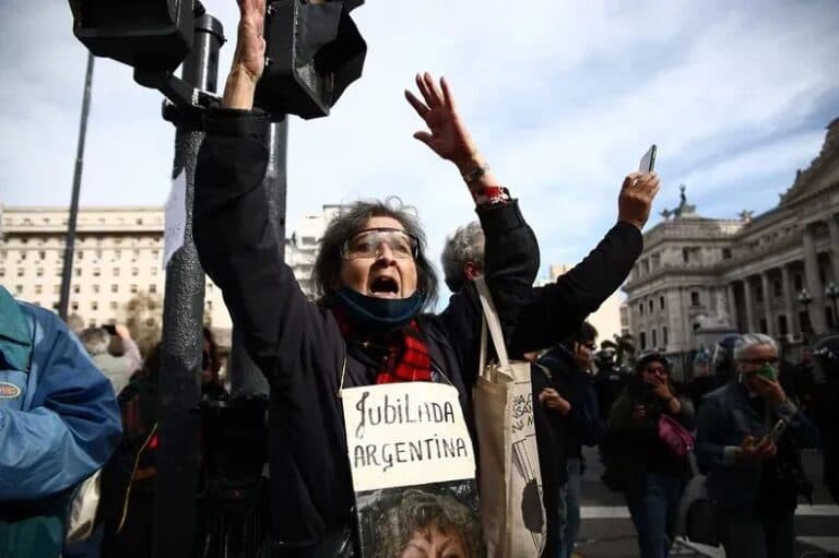Los 4 cambios clave que debería tener la reforma previsional, según IDESA