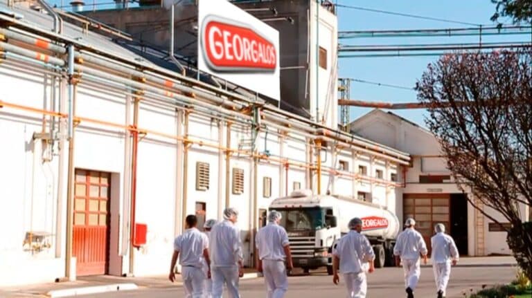 Georgalos necesita fondeo de US$100 millones y no descarta vender parte de la empresa
