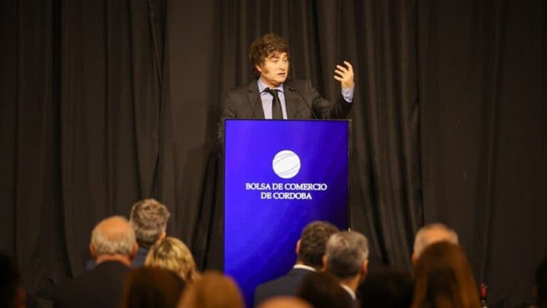 En Córdoba, Milei defendió su programa económico y presentó su hoja de ruta para “hacer grande a la Argentina”
