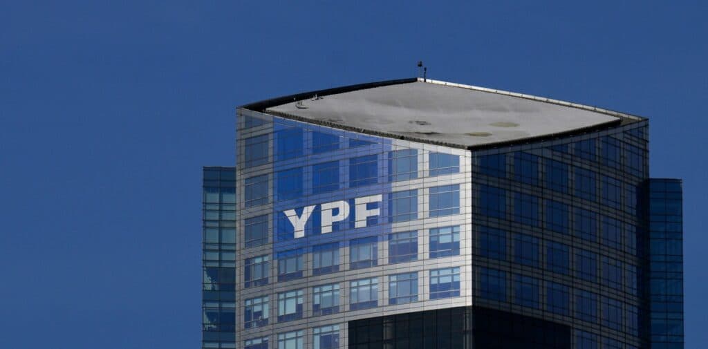 Milei sobre el fallo de YPF: «es histórico, impensado, el mayor logro jurídico de la historia nacional»