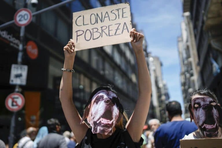 El malestar económico llegó a un nivel pico en las encuestas