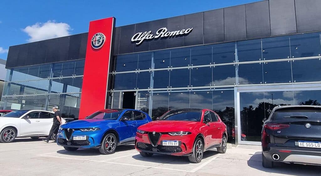 Centro Milano quedó bajo la lupa por una denuncia vinculada a importaciones de Alfa Romeo