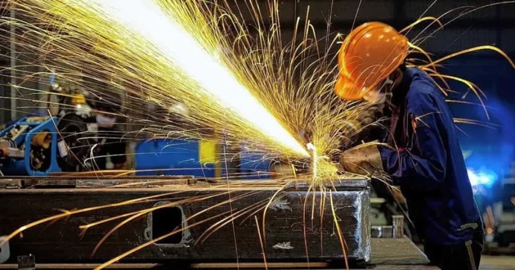 Salvo el campo, todos los sectores metalúrgicos cayeron: Córdoba encabezó las pérdidas con un desplome del 5,7%