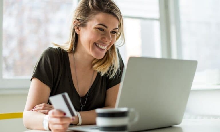 ¿El próximo marketplace? YouTube incorpora la posibilidad de hacer compras en alianza con Mercado Libre