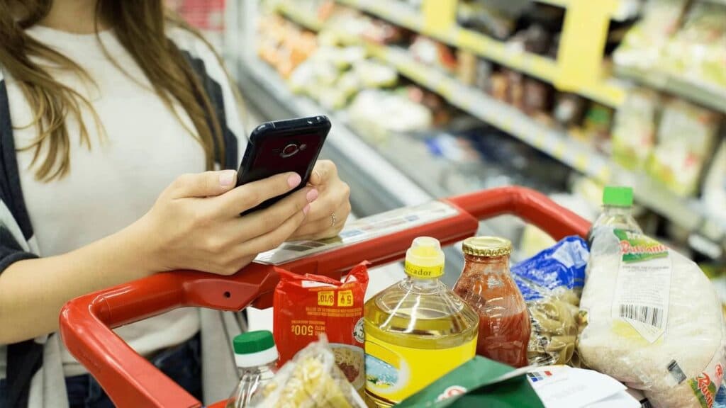 La canasta básica acumuló una suba del 22,6% en el año y el salario mínimo solo cubre 17 días de alimentación familiar
