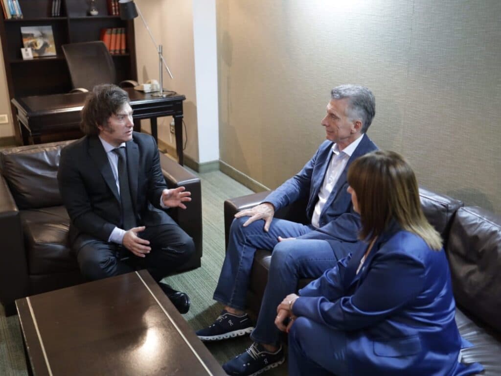 Gestión y honestidad, las principales demandas: una encuesta revela qué esperan los argentinos de sus líderes políticos