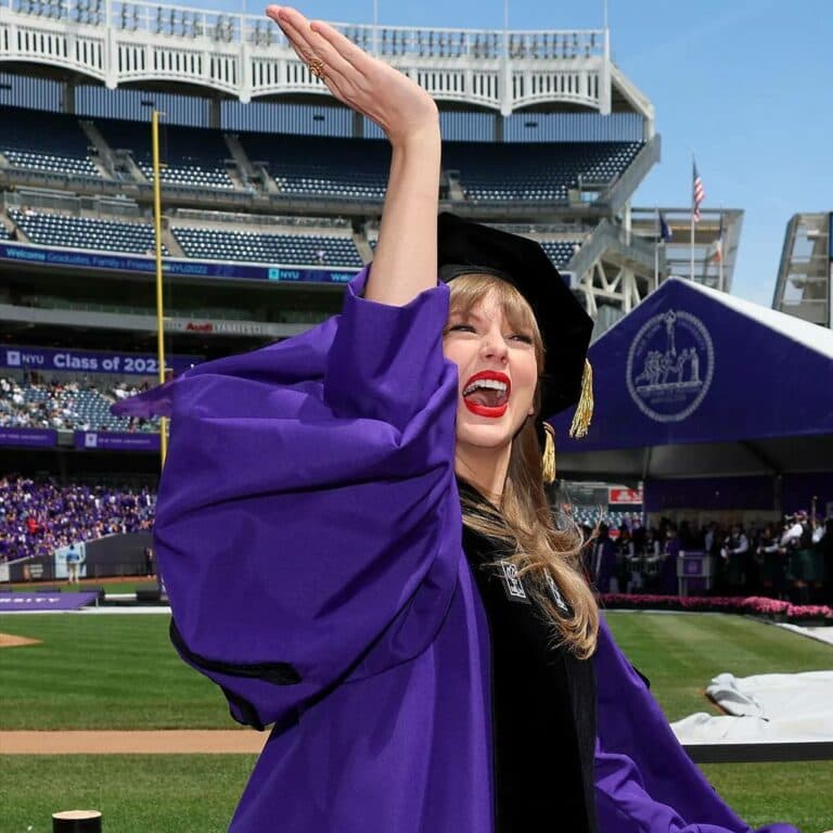 Taylor Swift, ahora también doctora