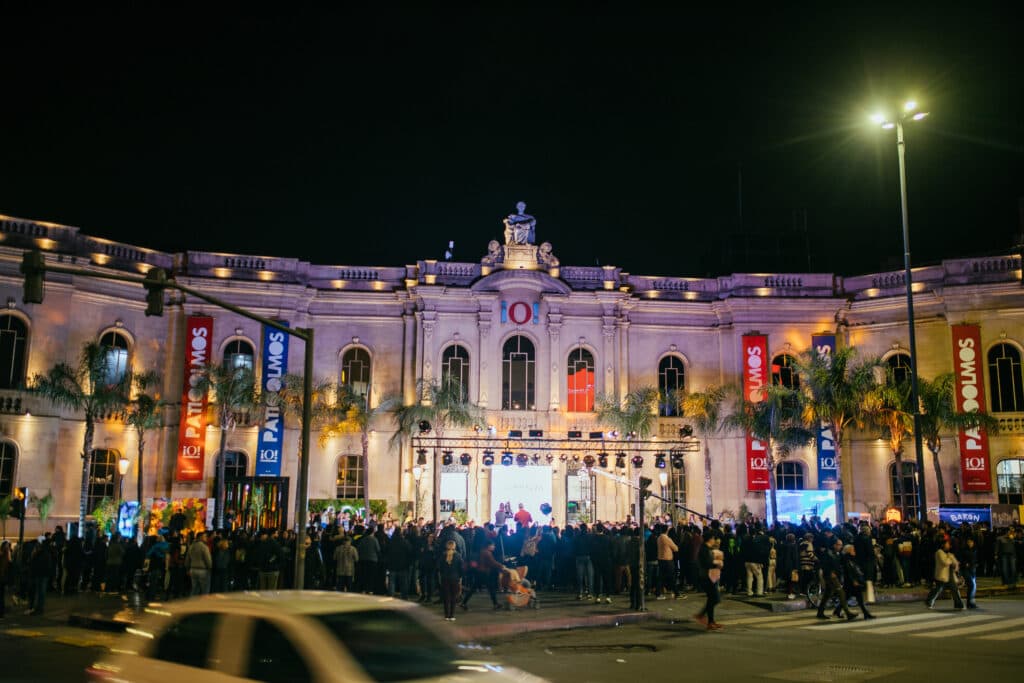 Círculo Moda: Patio Olmos presentó la Temporada Primavera Verano 22/23
