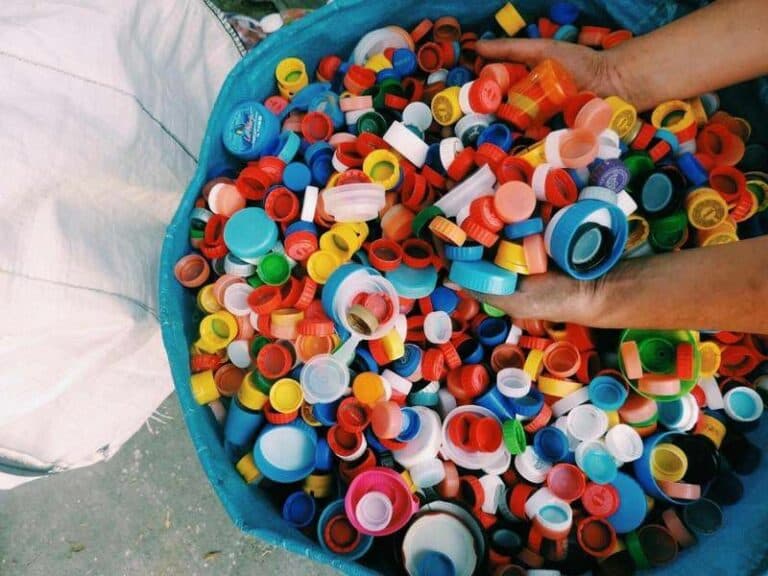 Maratón Solidaria de Papel y Tapitas 2023: Grupo Libertad suma 13 puntos de recolección en Córdoba, a favor de la Asociación Hospital Infantil