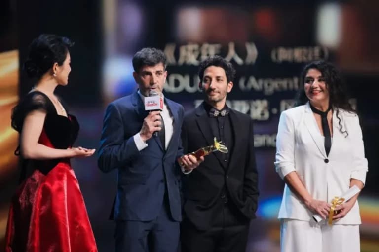 La película argentina Adulto fue estrenada y galardonada en Shanghai