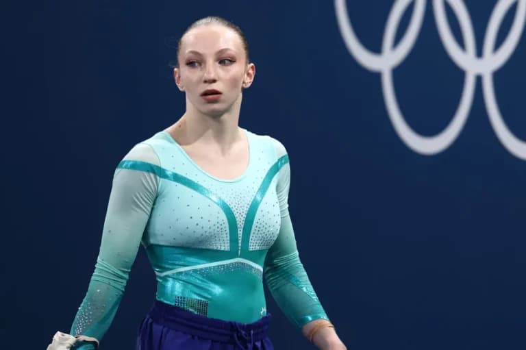 JJOO 24: Le retiraron la medalla a una gimnasta y se desató la polémica