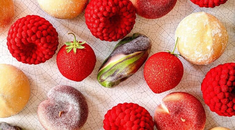 Las “frutas virales” de Cédric Grolet llegan a Córdoba: el fenómeno de la pastelería hiperrealista