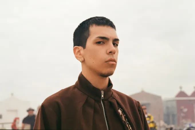 Coronado de gloria Milo J hizo historia en los Premios Gardel 2026: se llevó el Oro y 13 estatuillas