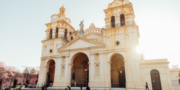 Circuito Interreligioso en Córdoba: un recorrido gratuito para conocer la diversidad religiosa y cultural de la provincia