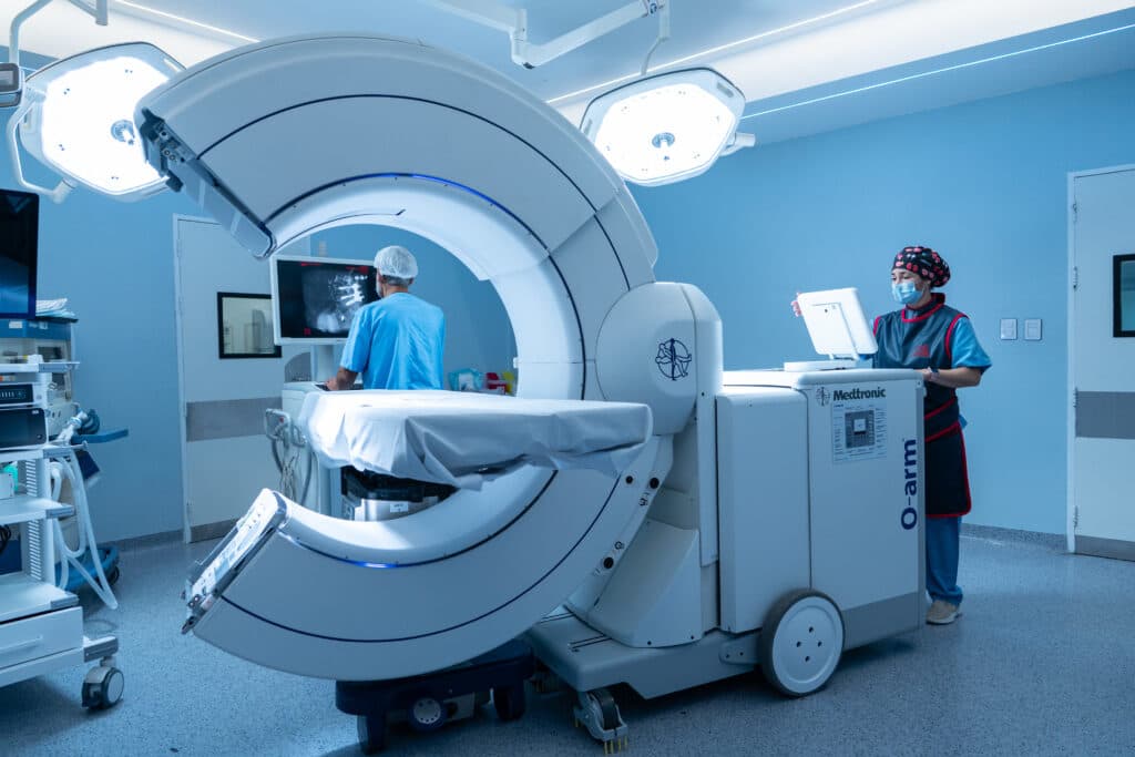 El Hospital Privado de Córdoba incorporó una tecnología que hace más precisas las cirugías de alta complejidad