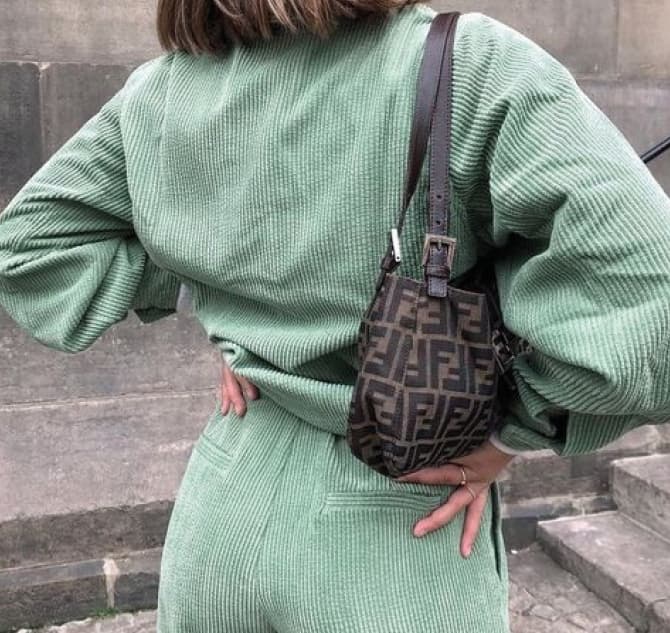 #OCIOTENDENCIA – NEO MINT