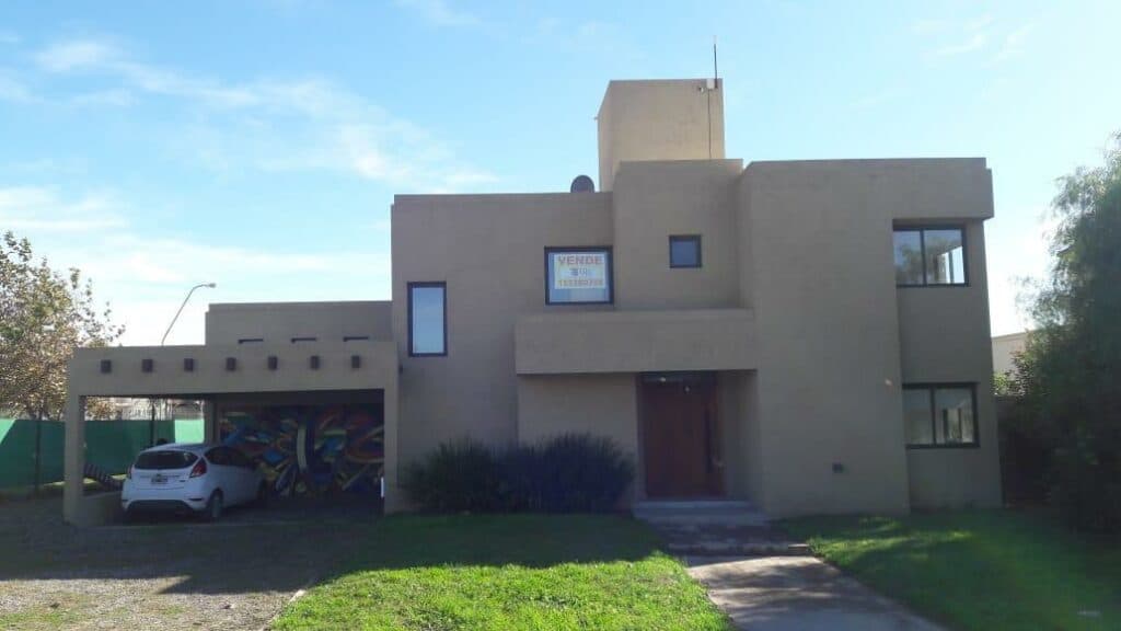 Inmuebles: cuánto cayeron, en dólares, los precios de casas, deptos y oficinas
